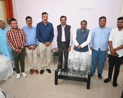 बुंदेलखंड के युवाओं के कौशल विकास के लिए मैं वचनबद्ध: भानु प्रताप वर्मा