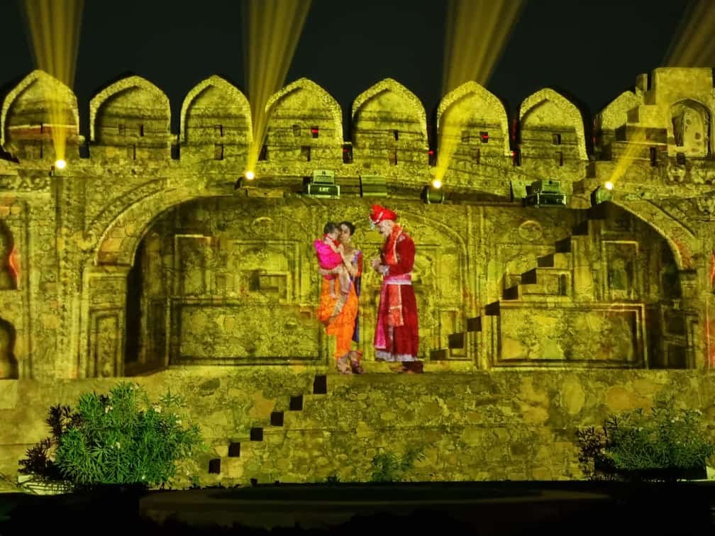 light and sound show