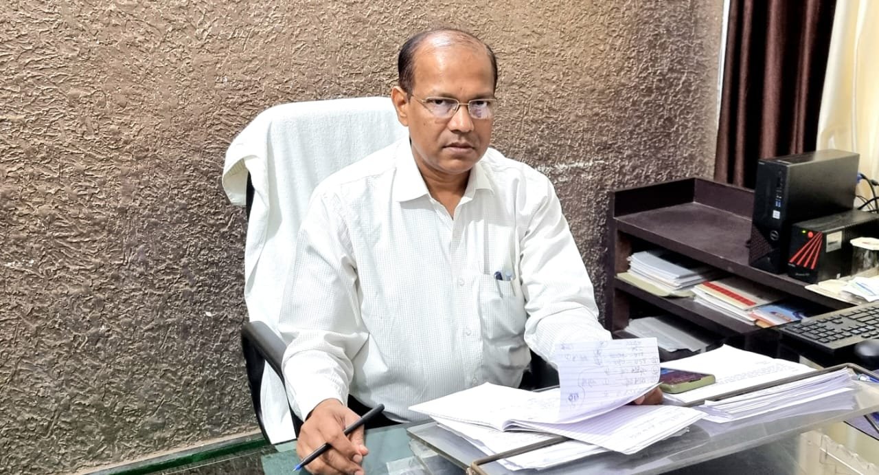 खाद विक्रेता दुकानदार लाइसेंस निलंबित