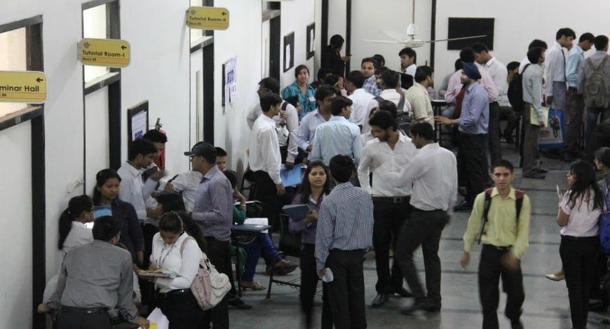 युवाओं के काम की खबर
