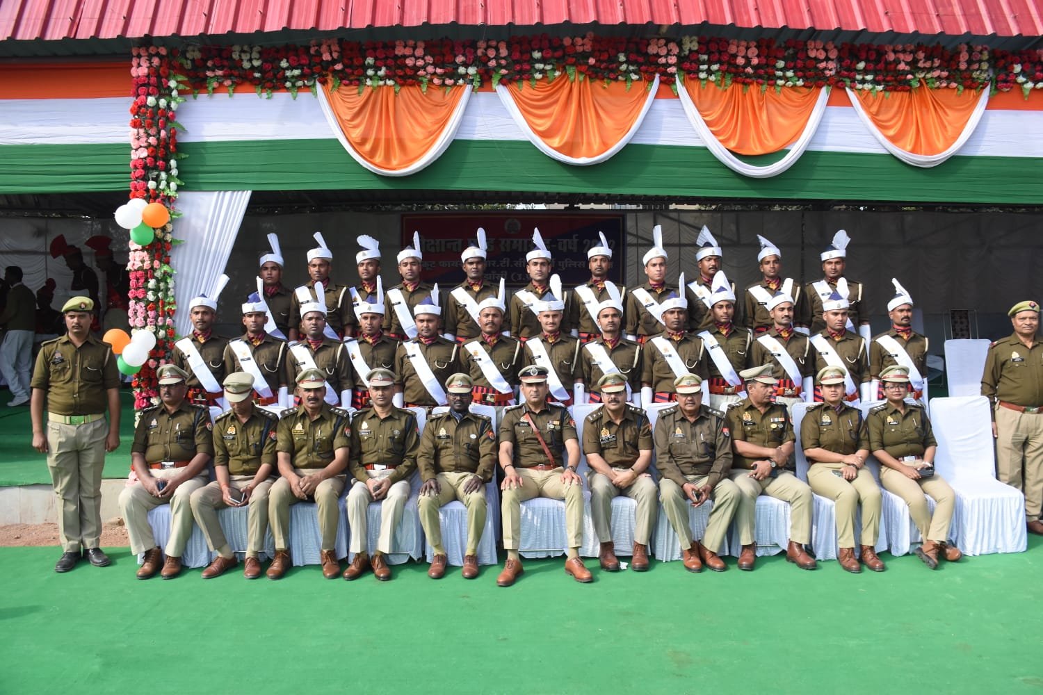 रिक्रूट फायरमैंस की भव्य दीक्षांत परेड
