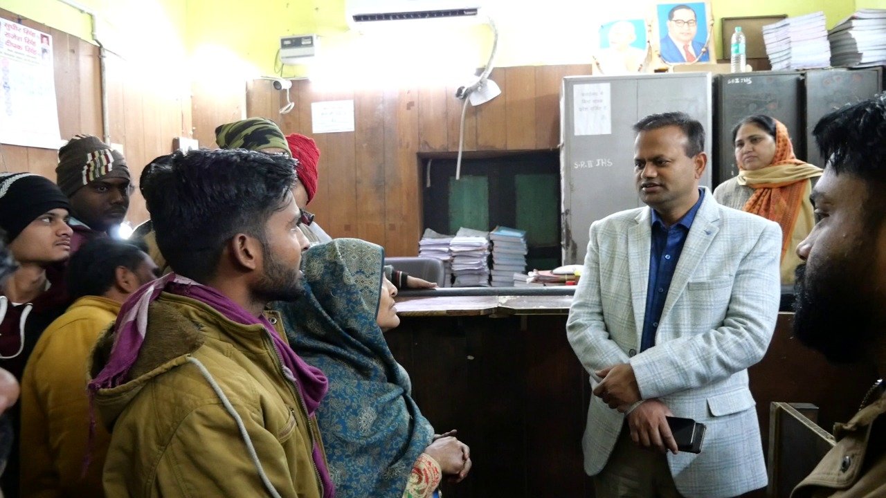 डिप्टी रजिस्ट्रार ऑफिस औचक निरीक्षण