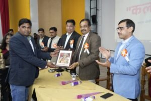 अमृत चित्रकला प्रदर्शनी