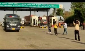 अतीक का काफिला झांसी