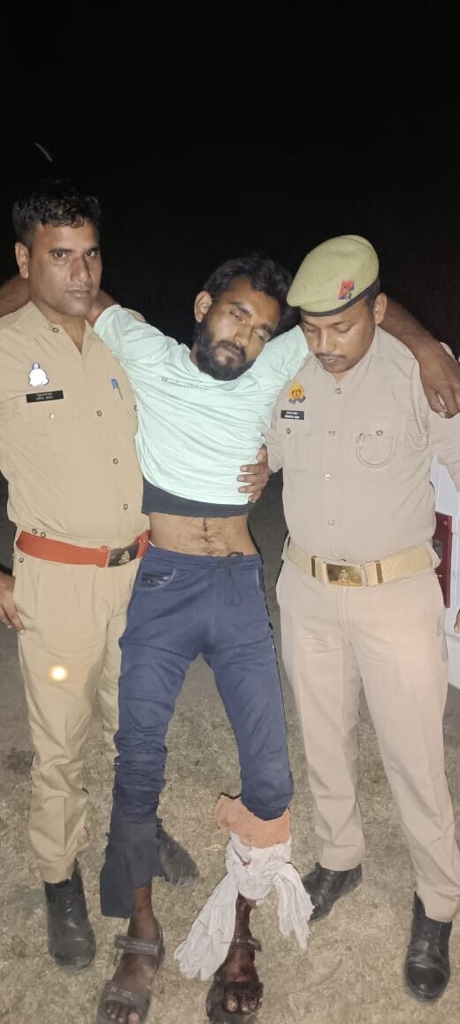 आरोपी पुलिस के साथ मुठभेड़ में गिरफ्तार