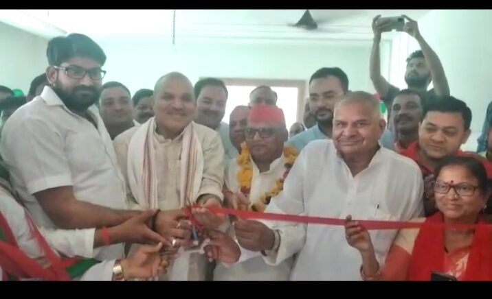 समाजवादी पार्टी मेयर उम्मीदवार