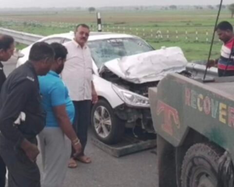 बुंदेलखंड एक्सप्रेस वे पर हादसा