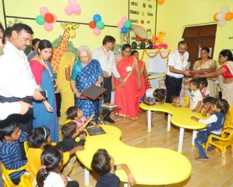 राज्यपाल  आनंदीबेन पटेल