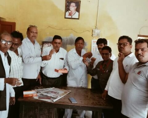 झांसी मे कांग्रेसियों ने जताई खुशी