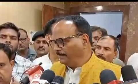 बृजेश पाठक