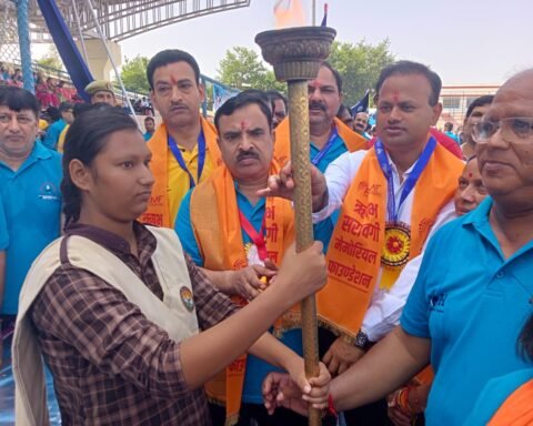 झांसी डिस्ट्रिक्ट ओलंपिक गेम्स का भव्य शुभारंभ
