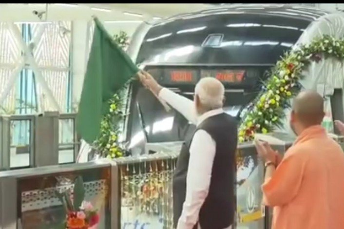 पहली रैपिड रेल