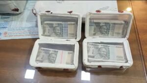 चार शातिर गिरफ्तार