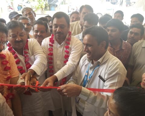 नि:शुल्क स्वास्थ्य परीक्षण शिविर