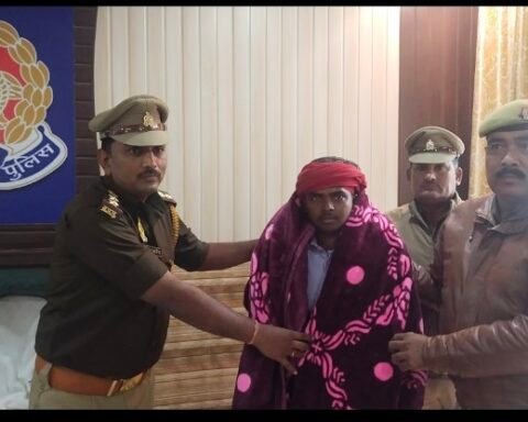 बड़ागांव थाना प्रभारी ने बांटे कंबल