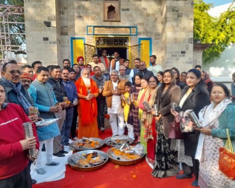 महाकुम्भ को प्लास्टिक मुक्त