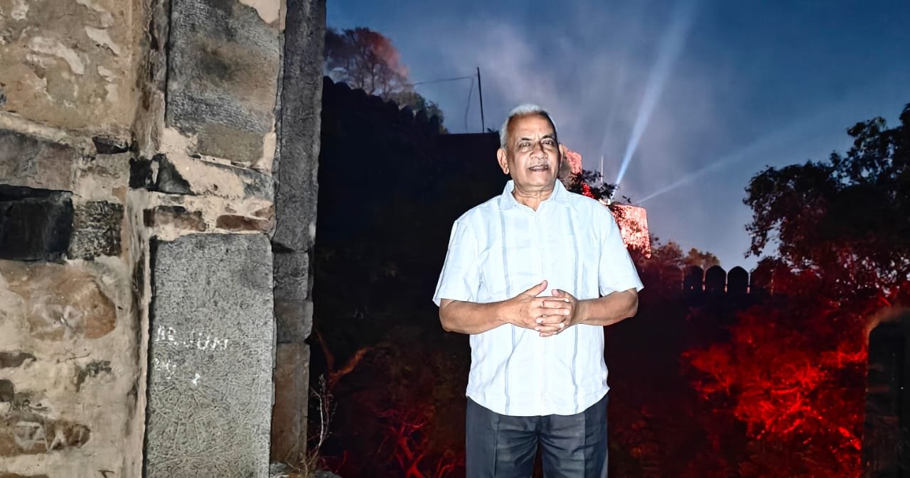 राज्य सूचना आयुक्त दिलीप अग्निहोत्री