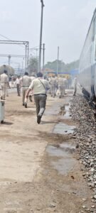 झांसी स्टेशन यार्ड में मॉक ड्रिल