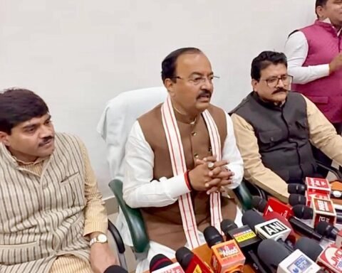वैभव सिंह बुंदेलखंड कनेक्शन