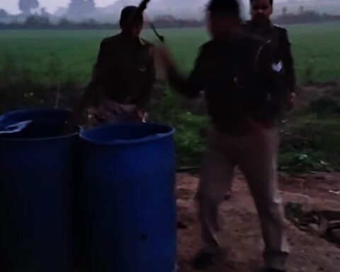 आबकारी विभाग की कार्रवाई