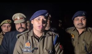 हत्यारोपी इनामी मुठभेड़ में गिरफ्तार