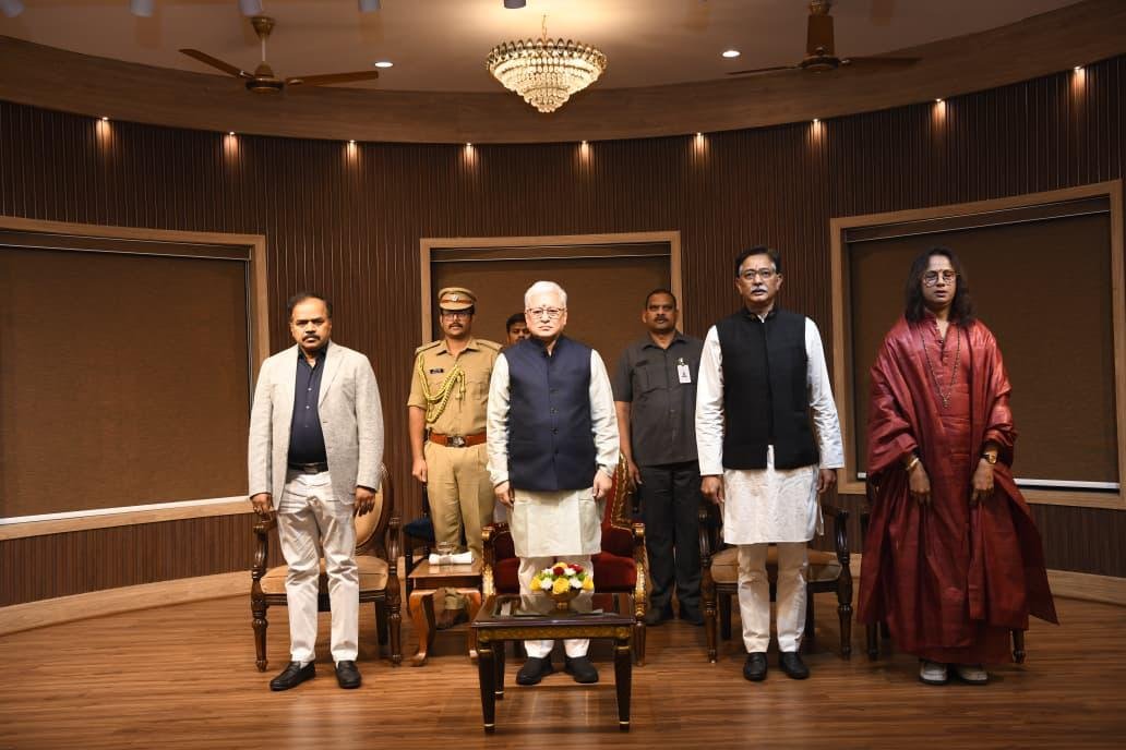 सांसद अनुराग शर्मा