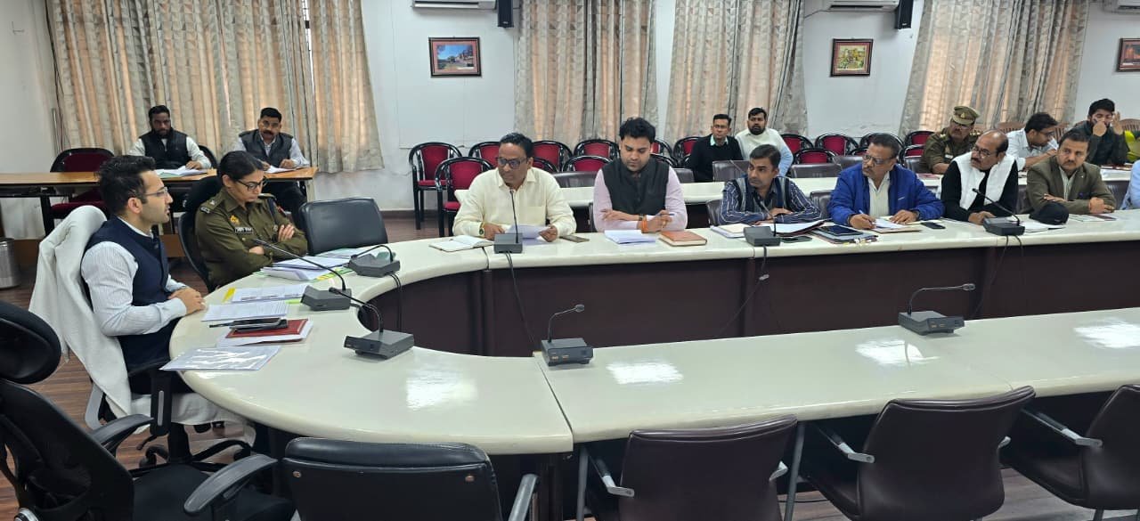 ग्रामीण सड़क की निगरानी